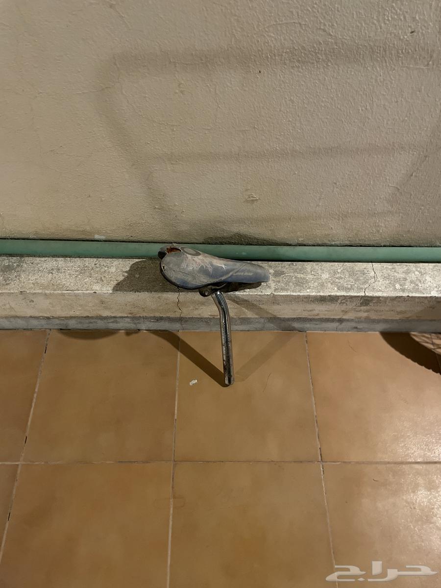 سيكل تشليح النوع   كوبرا مع   كفراته ومع   مرتبته ودركسونه64596179144707112