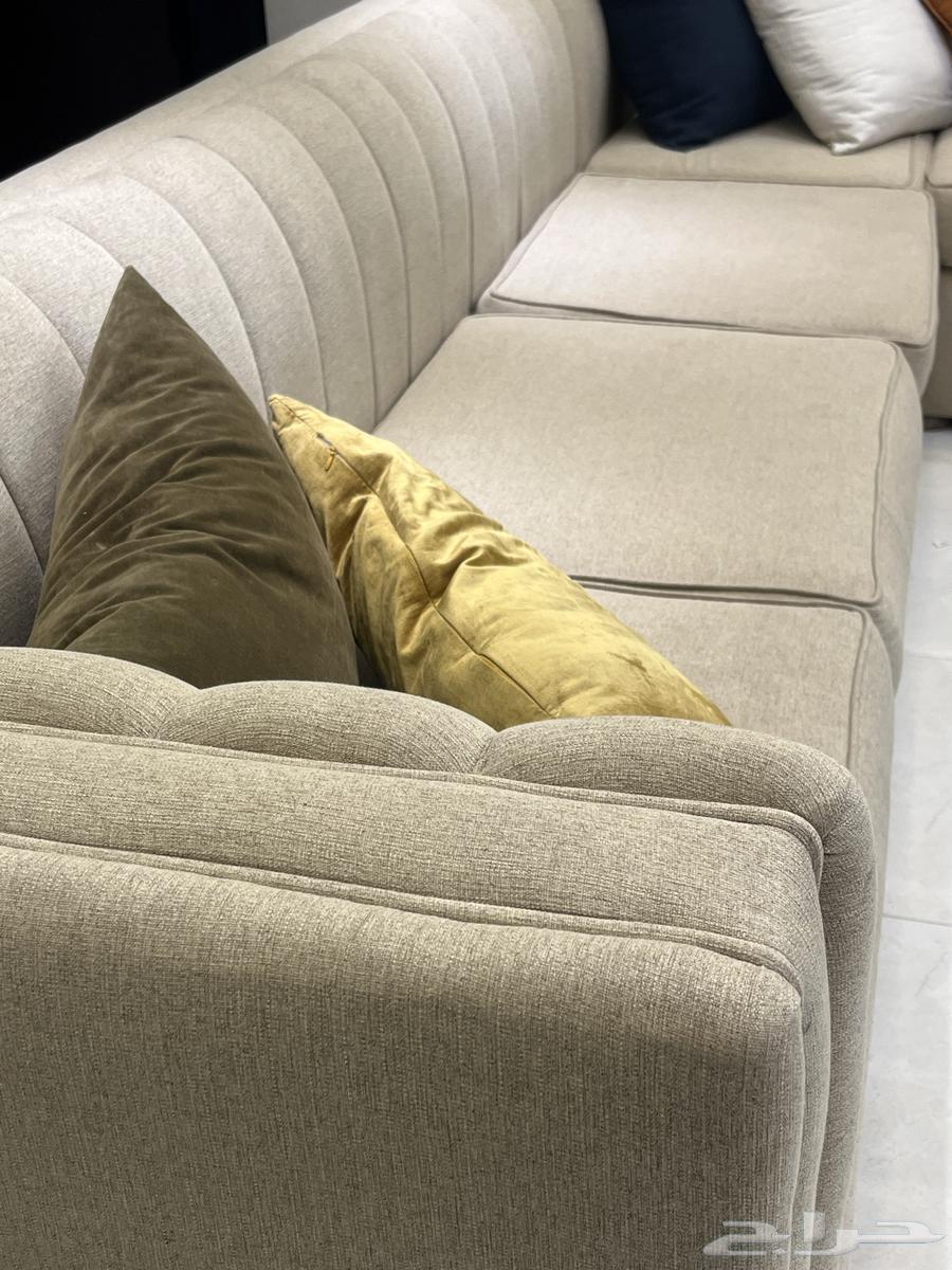 كنب شبه جديد حرف U64595696998145112