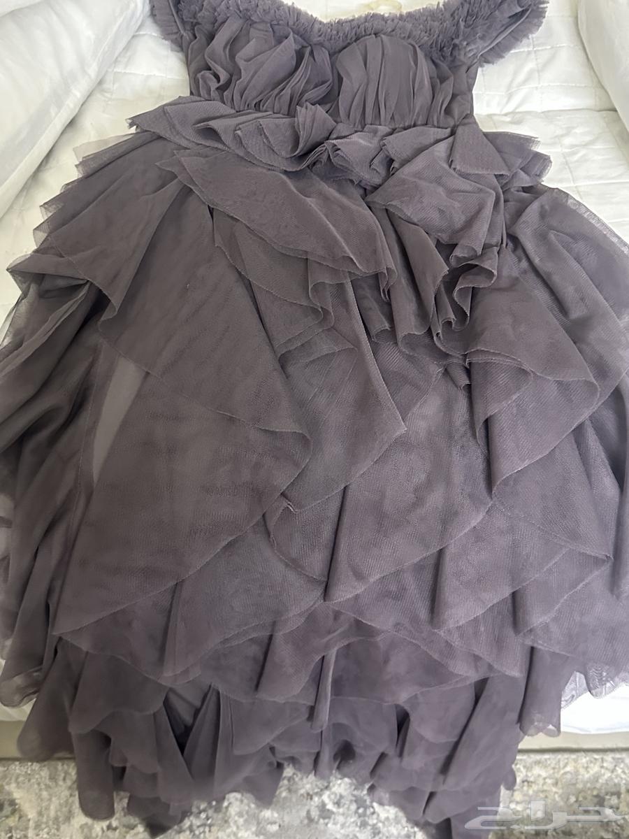 استخدام فستان مره واحده64592189623426111