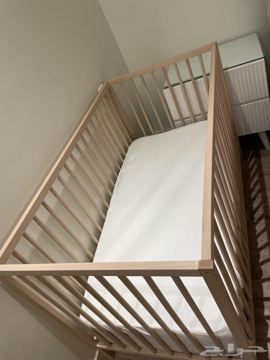 سرير اطفال للبيع64590064999937110