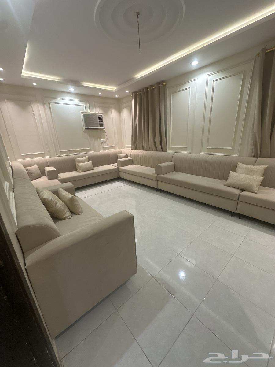 New 4x6 Sofa for Majlis64590935119362112