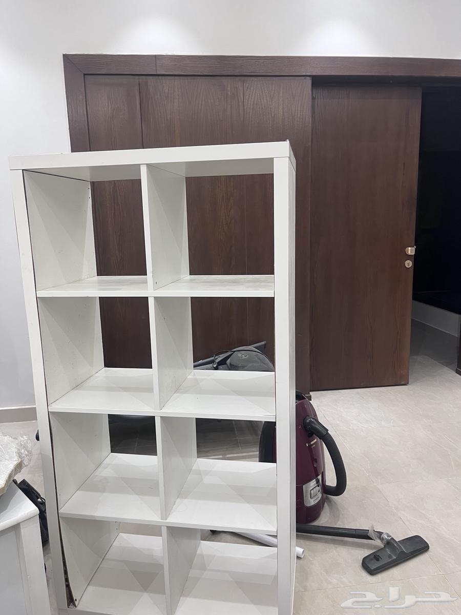 Treadmill and shelf cabinet64594947873153112