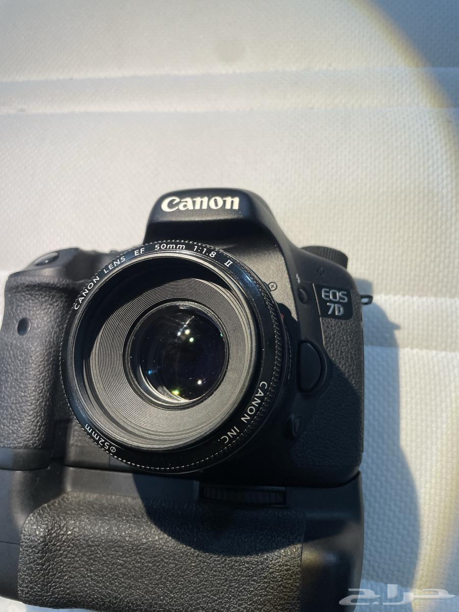 بسم الله الرحمن الرحيم للبيع كاميرا كانون 7D مع عدسة مايكرو64589600214018110