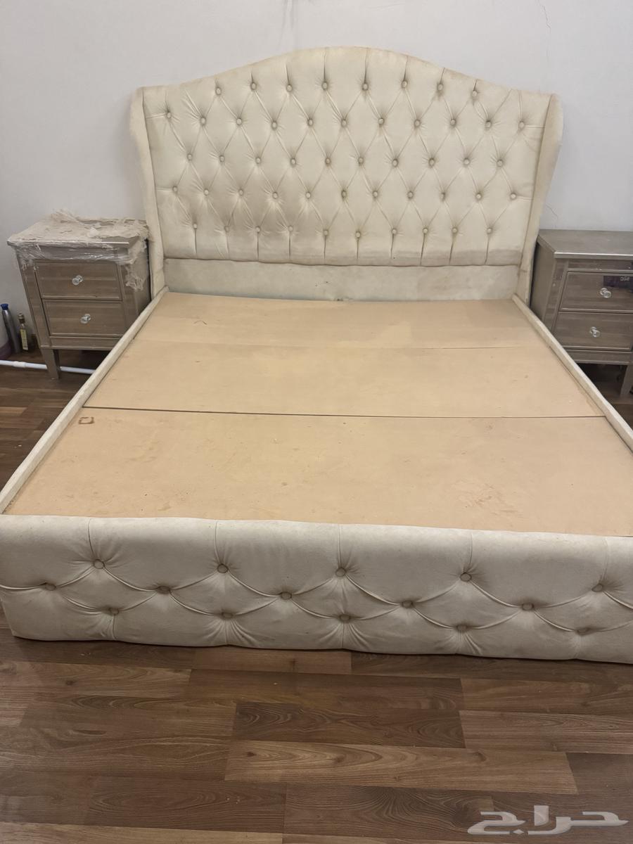 سرير مزدوج للبيع64591238135681110