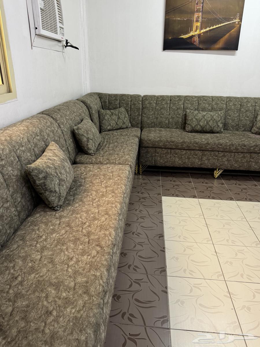 Simple used sofa64589438395139112