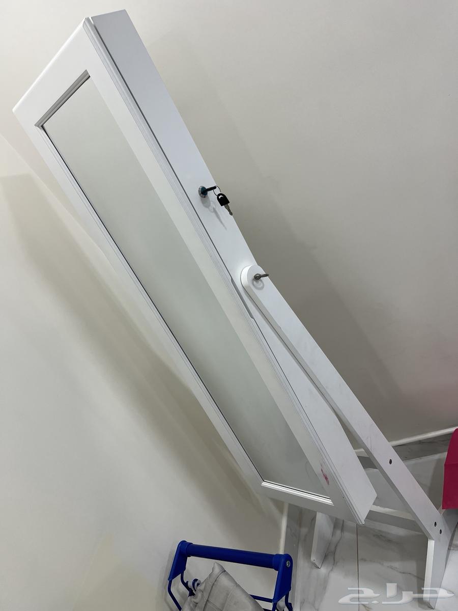 سرير اطفال طاولة طعام مرايا معها تخزين64591093134594113