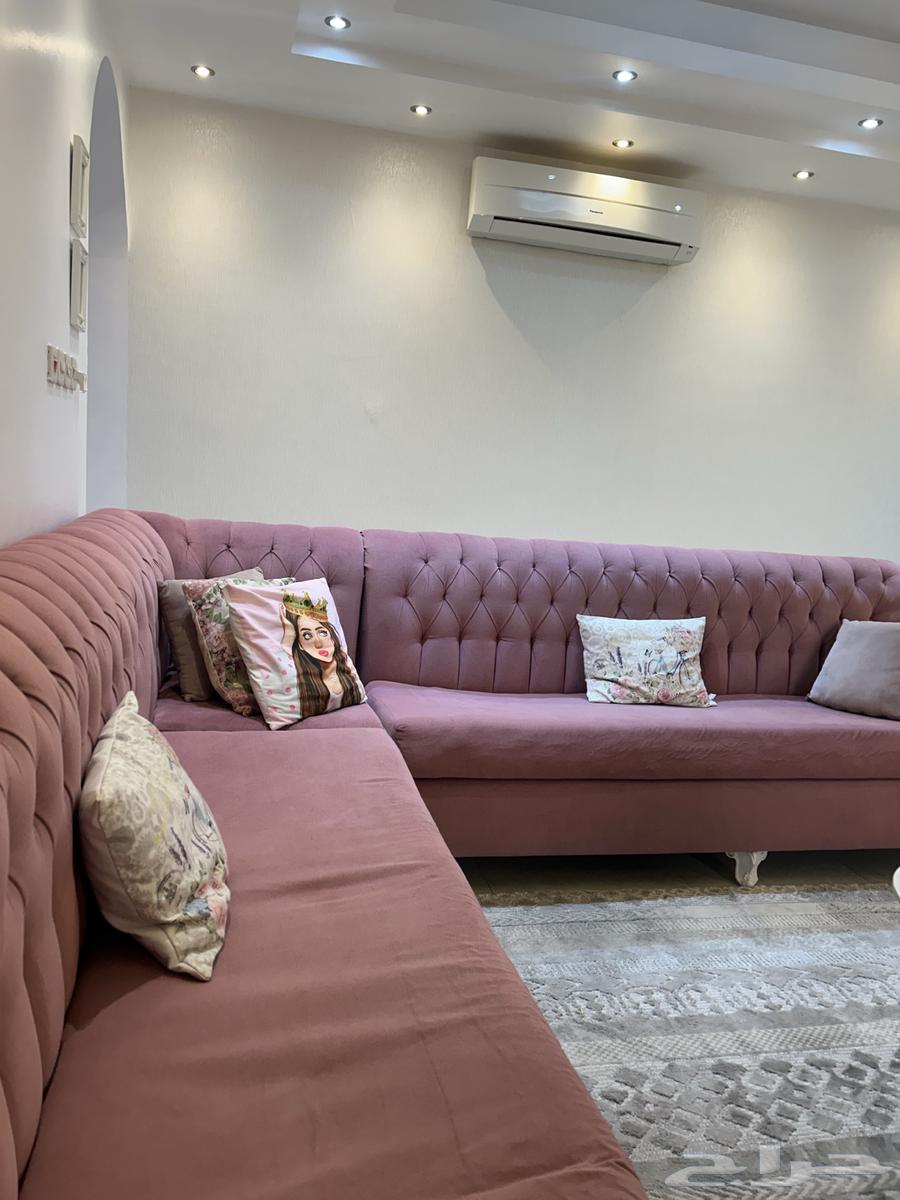 L-shaped sofa64591165771011111