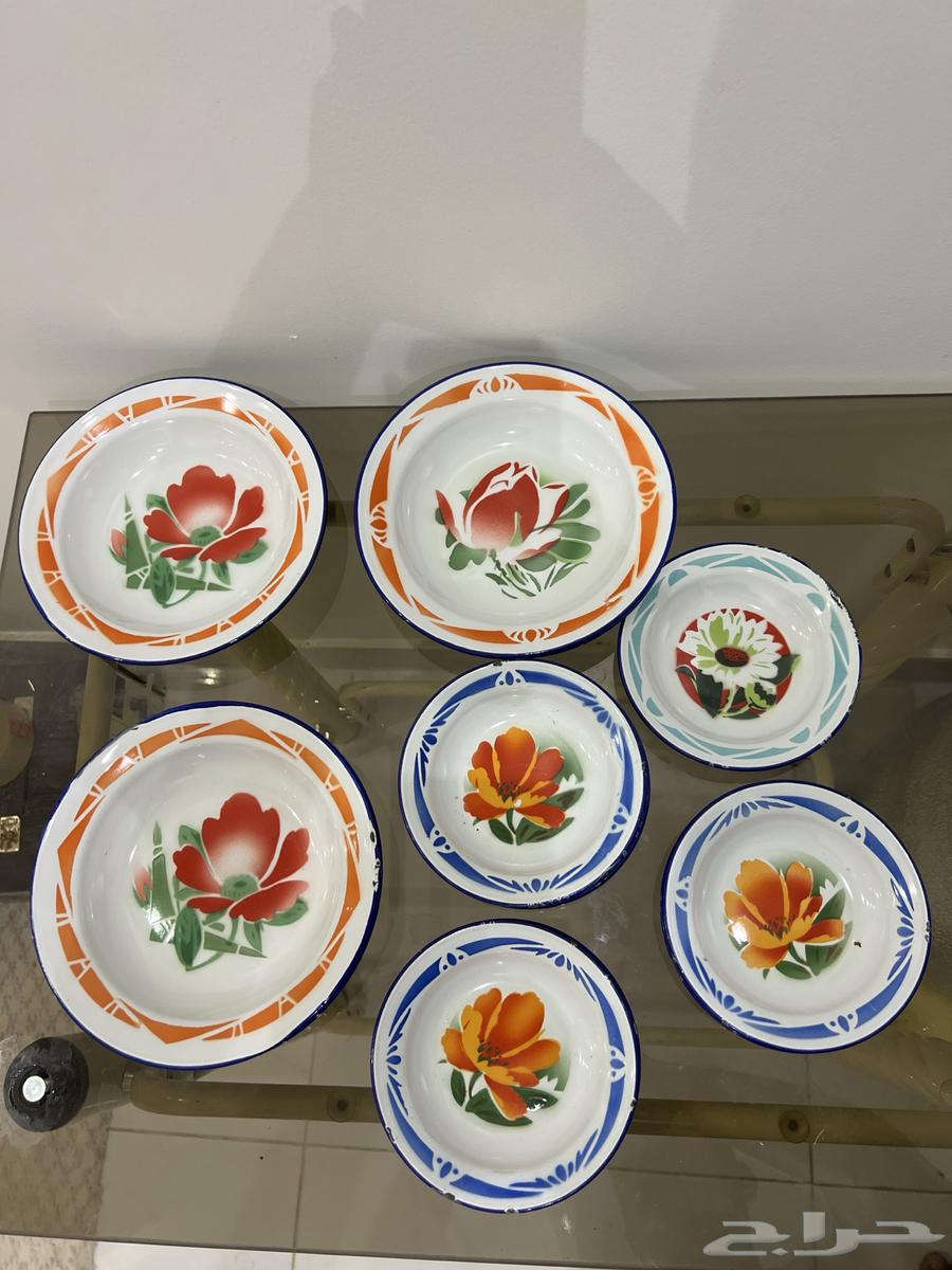 Old plates64591888528387112