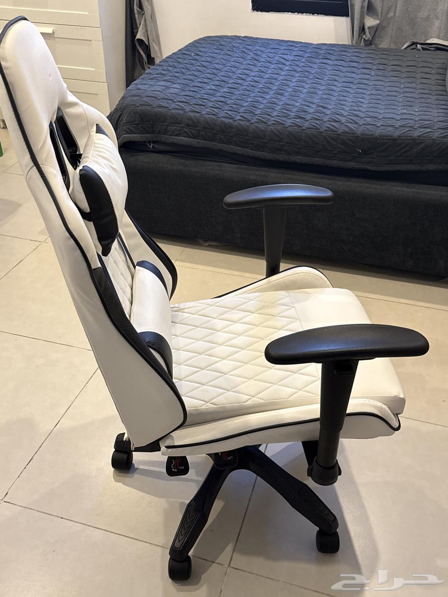 كرسي قيمنق للبيع64593167445761111