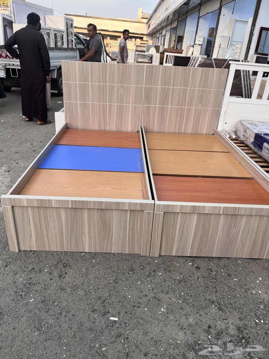 دولاب وغرفة النوم مستعمل نظيف للبيع64595550393218111