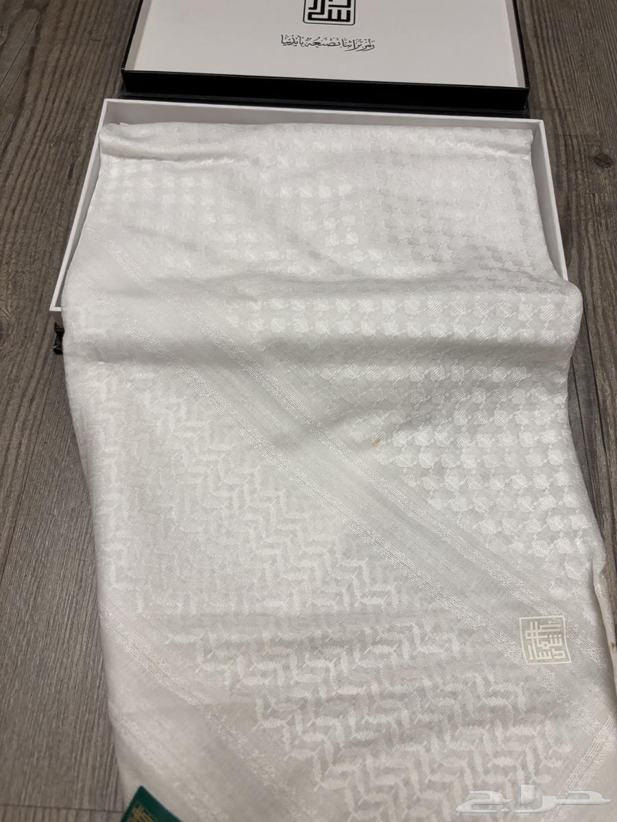 شماغ دسار ابيض64593765771137113