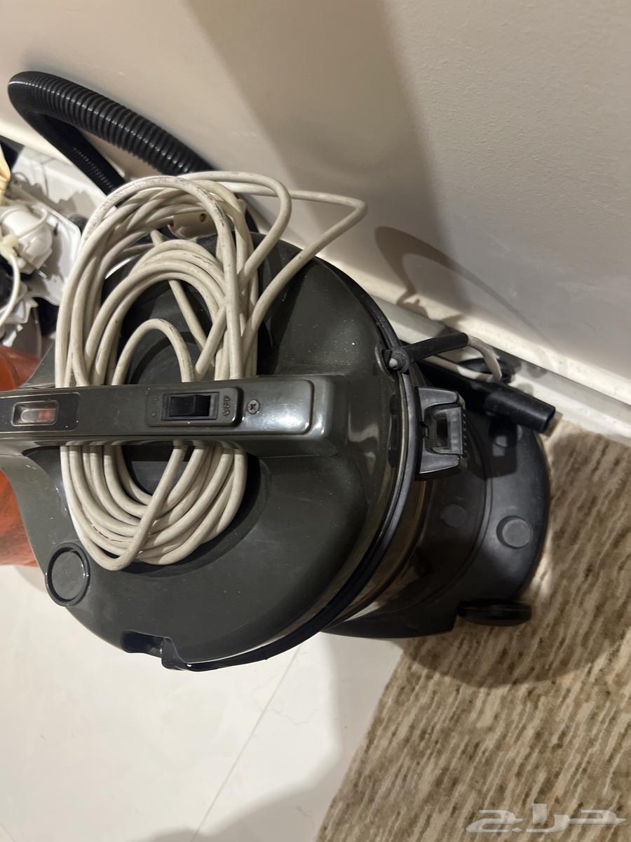 مكنسة كهربائية64590606411393112