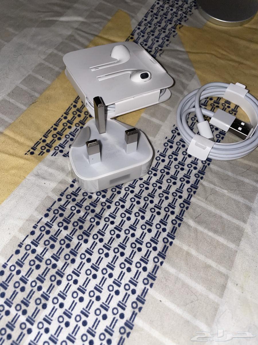 سماعة و سلك شاحن وفيش64590077560450112