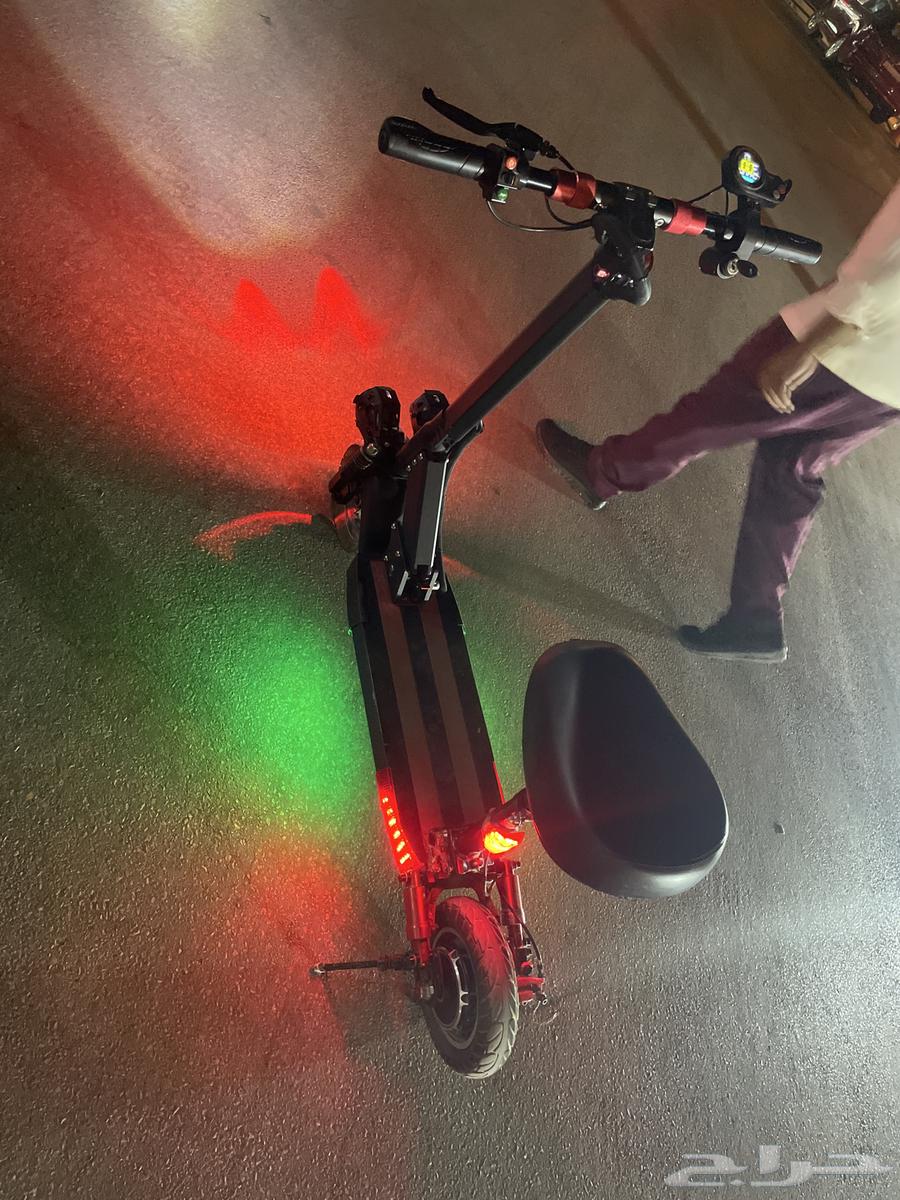 Used scooter for sale in new and good condition64595242977281110