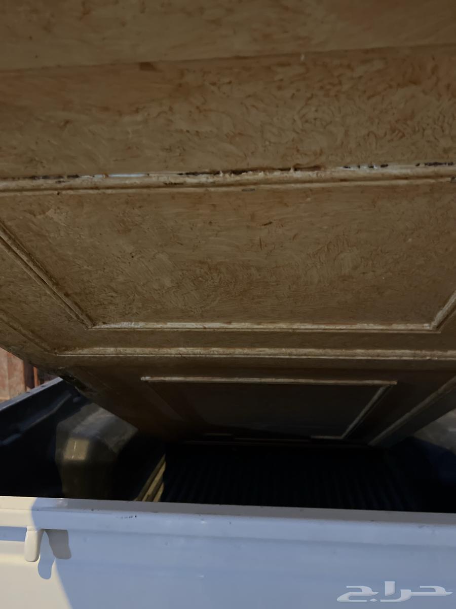باب خشب قديم مستعمل عدد 264593680883201111