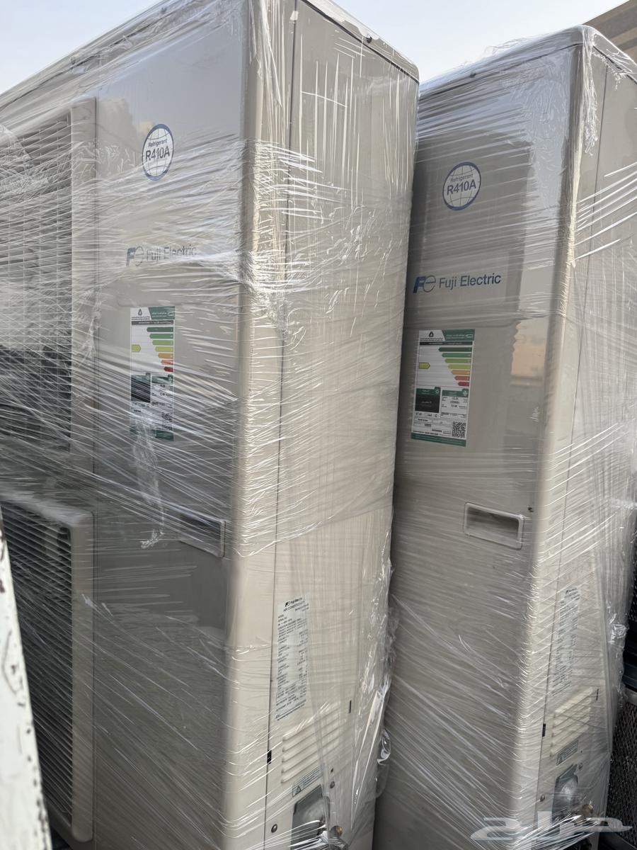 2 hidden Fujitsu air conditioners with modern 410 refrigerant64592975036801110