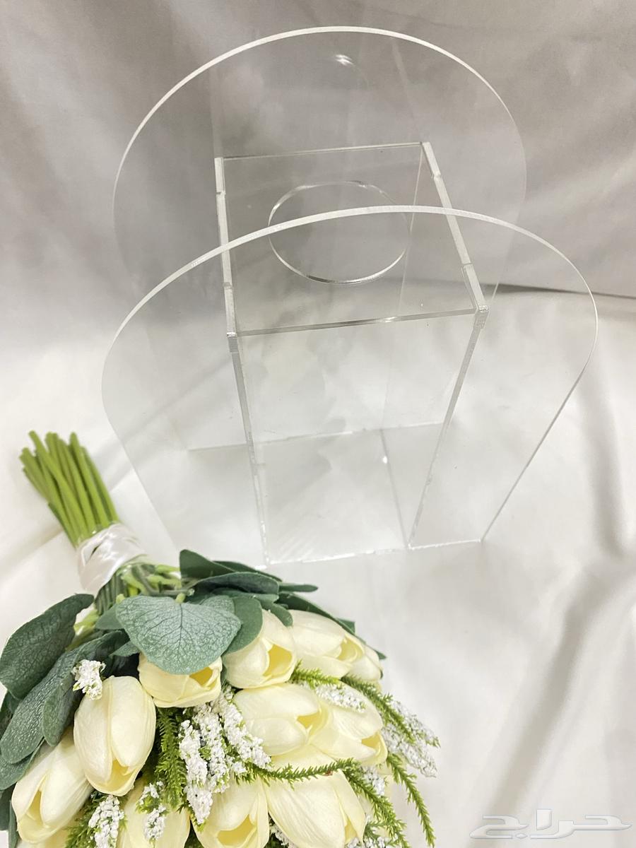 مسكة ليلة الزواج بيج وأبيض مع استاند فضي   جديد64592769401217111