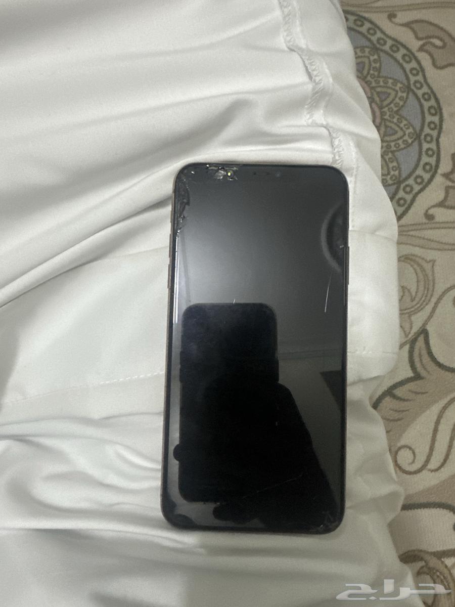 ايفون 11 برو ماكس 64 قيقا64588457810691110