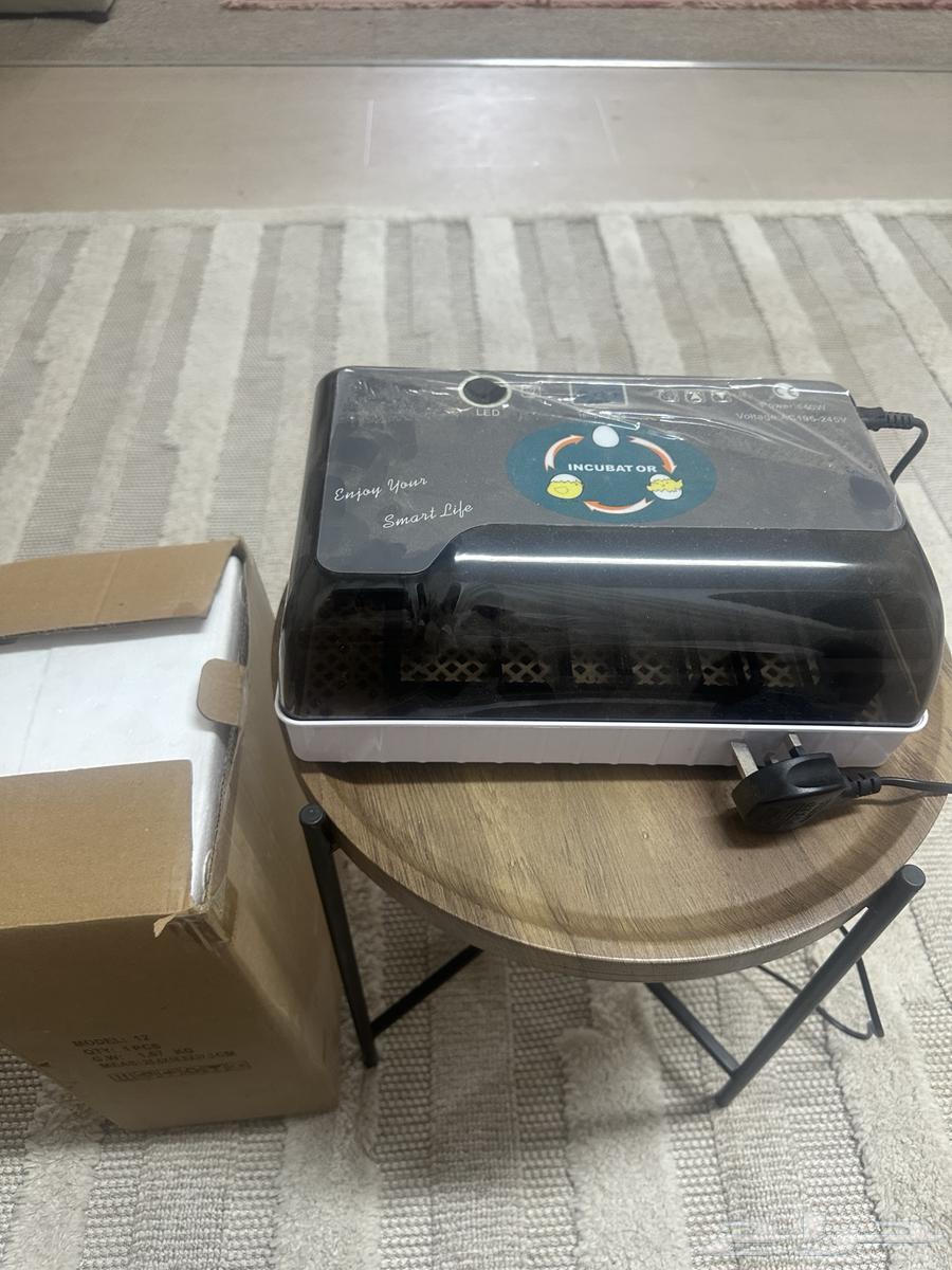 فقاسه للبيع64592914269571111