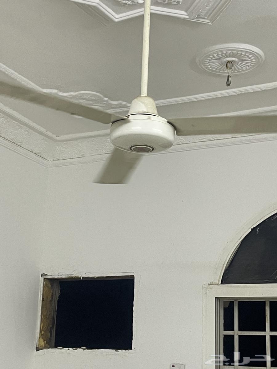 Selling furniture, fans, washing machines, and two windows64594701318914114