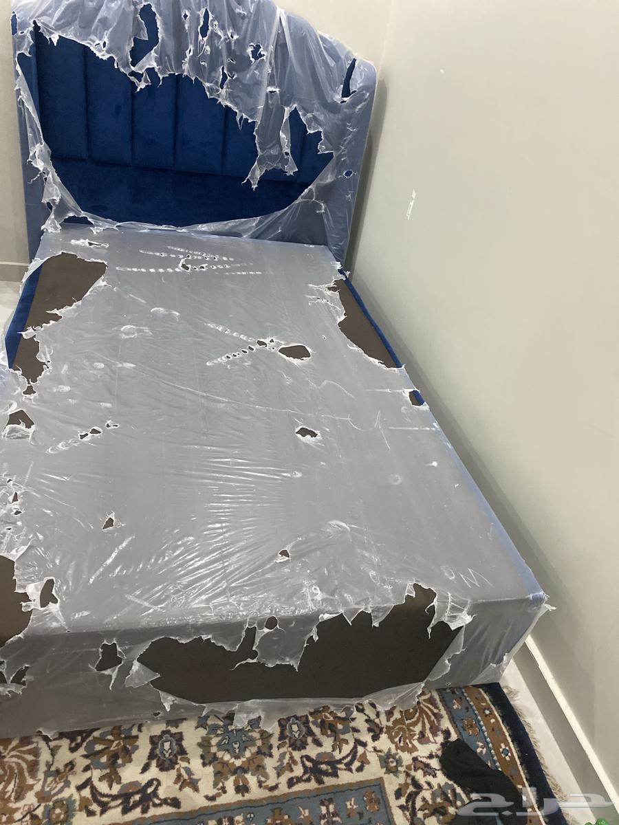 ثلاثه اساره للبيع64593802287491111