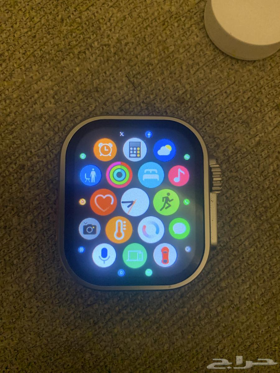 ساعه شبيهة ابل64594676368771113