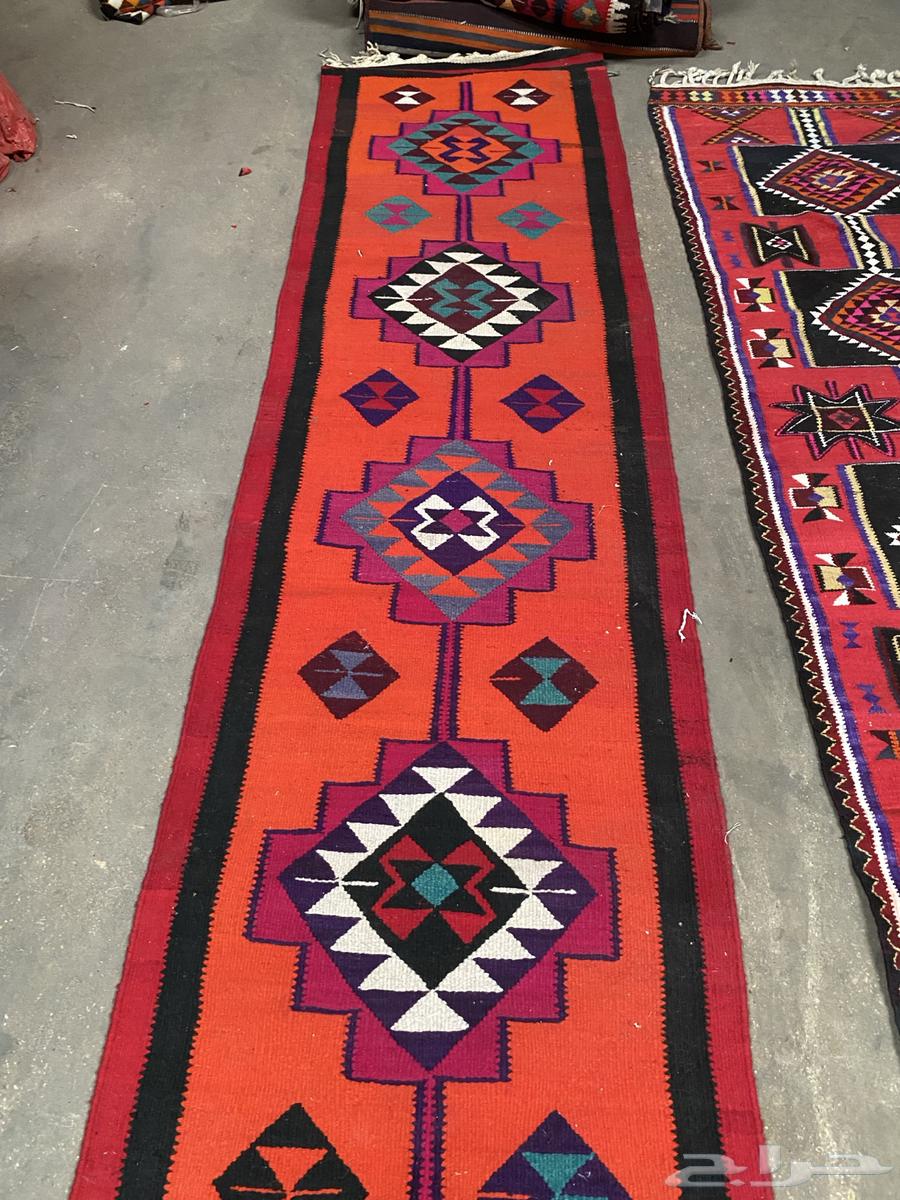 فرشات عراقي البدوي عمرها اكثر من 60. سنه64591322697218112