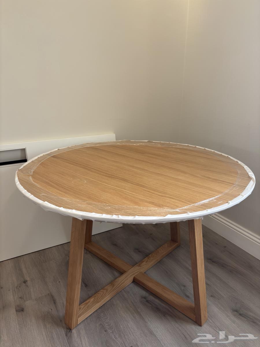 طاولة من هوم سنتر خشب64592926781315110