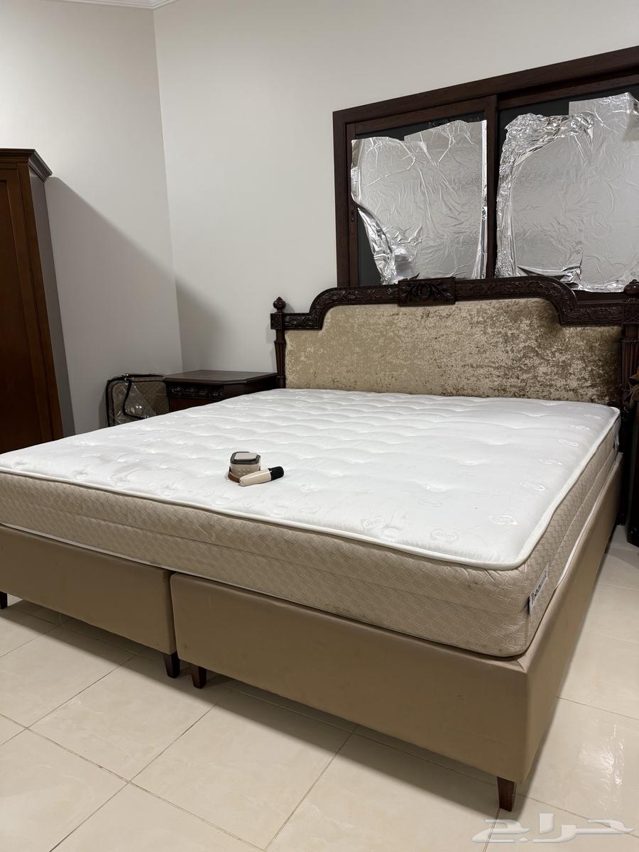 غرفة نوم نفرين64589557346562110