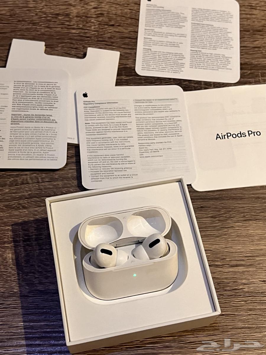 ايربودز برو (الجيل الأول)64595428456835112