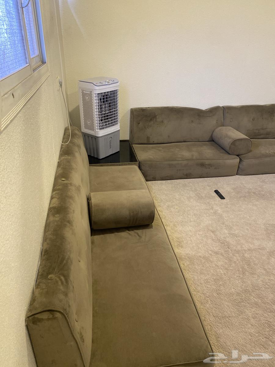 Sofa, mattress, and table for sale64592950839809112