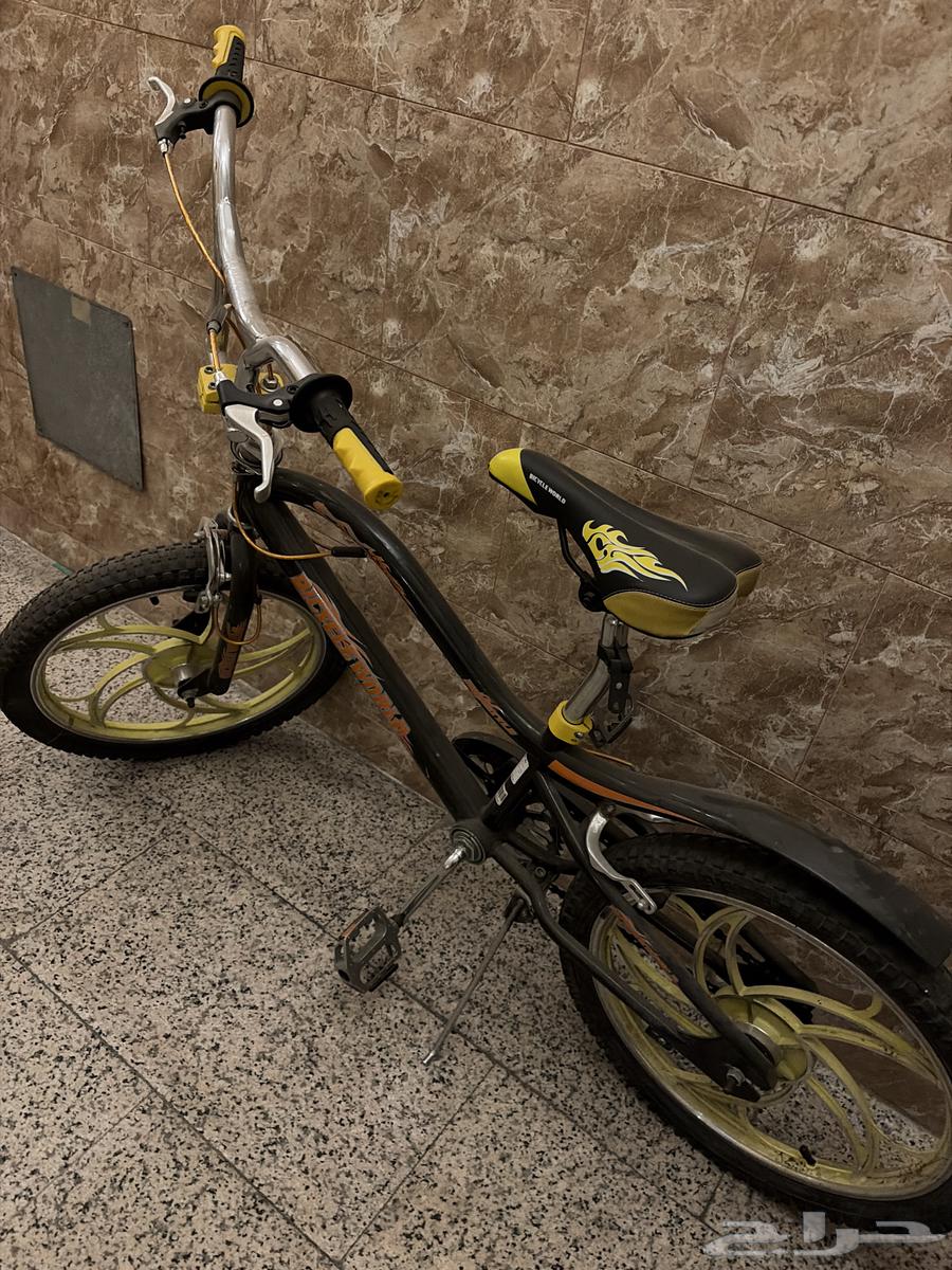 دراجه كوبرا مقاس 20 لون اصفر64593534238723110