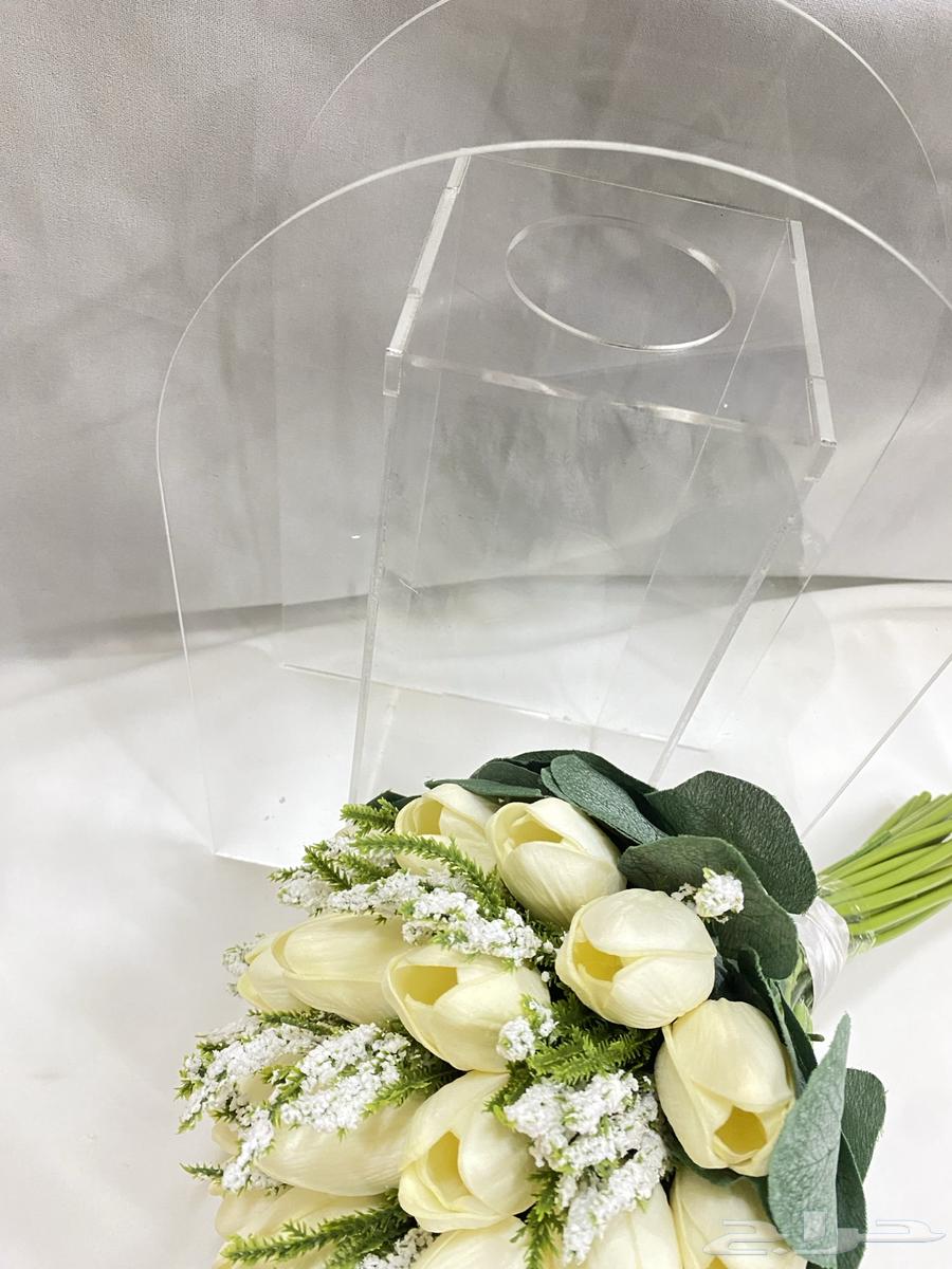 مسكة ليلة الزواج بيج وأبيض مع استاند فضي   جديد64592769401217114