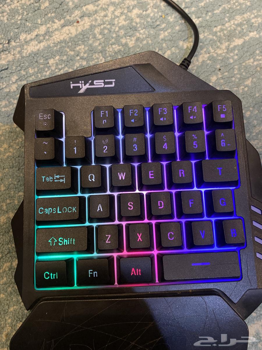 كيبورد v100 مع ماوس قيمينق للبيع64589079826817112