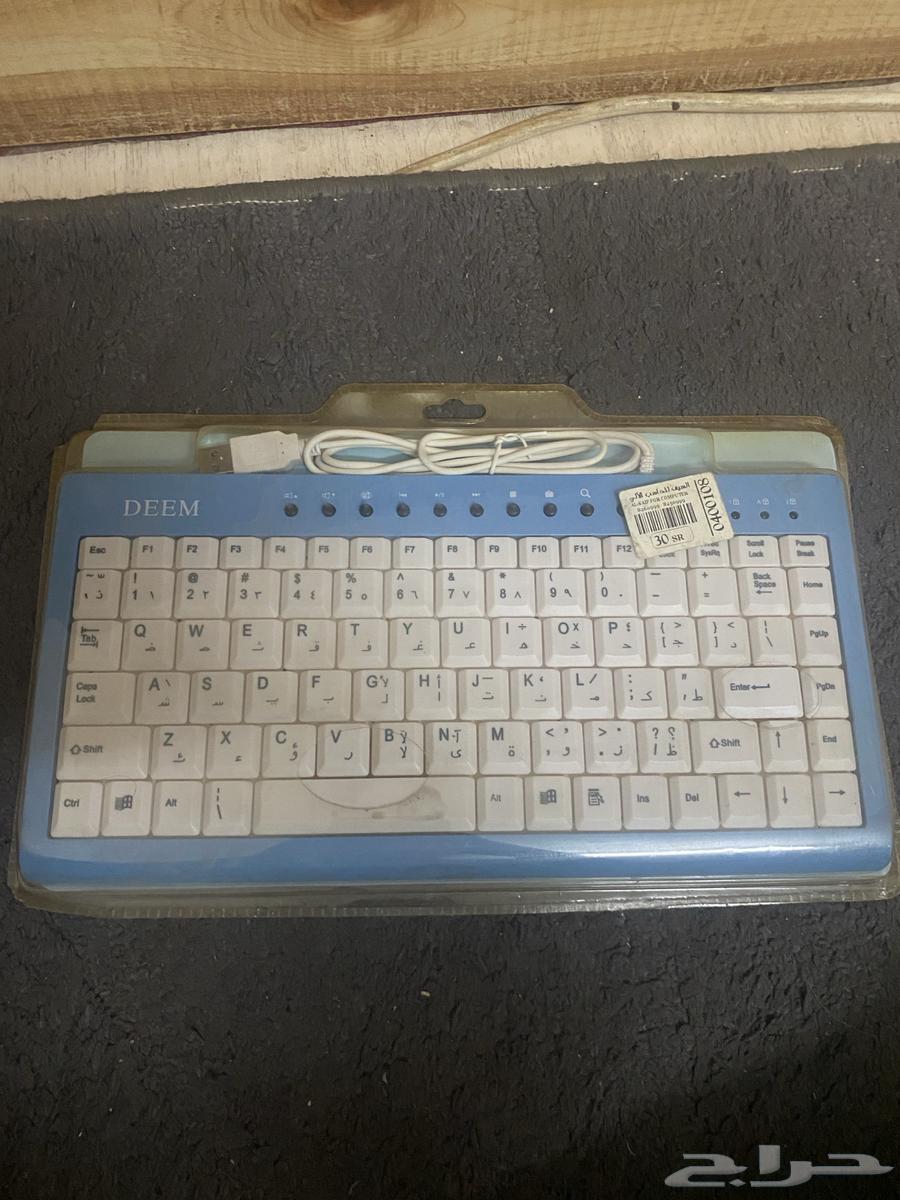 كيبورد عربي أنجليزي بألوان مختلفة وكمية كبيرة لا تشكو من شيء64595354200322114