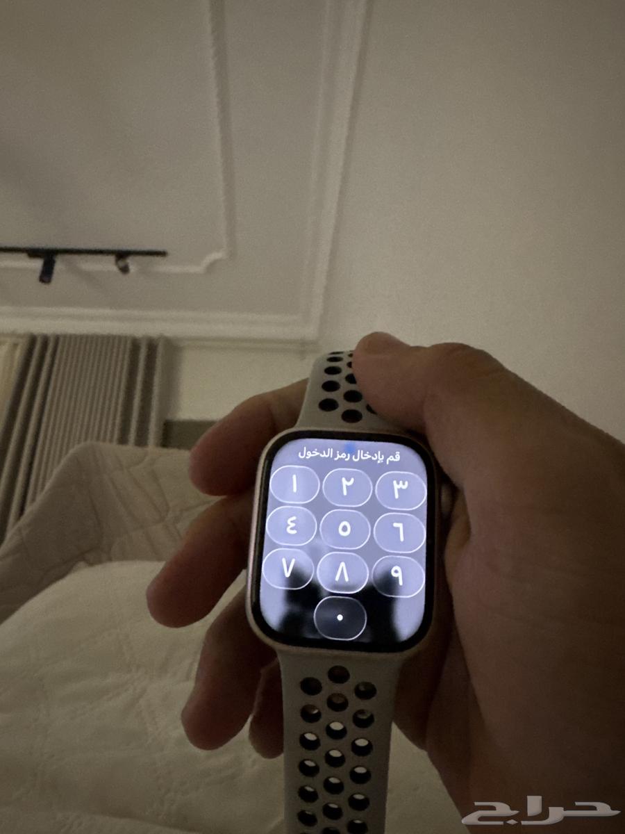 ساعة ابل نايك64595095557890110