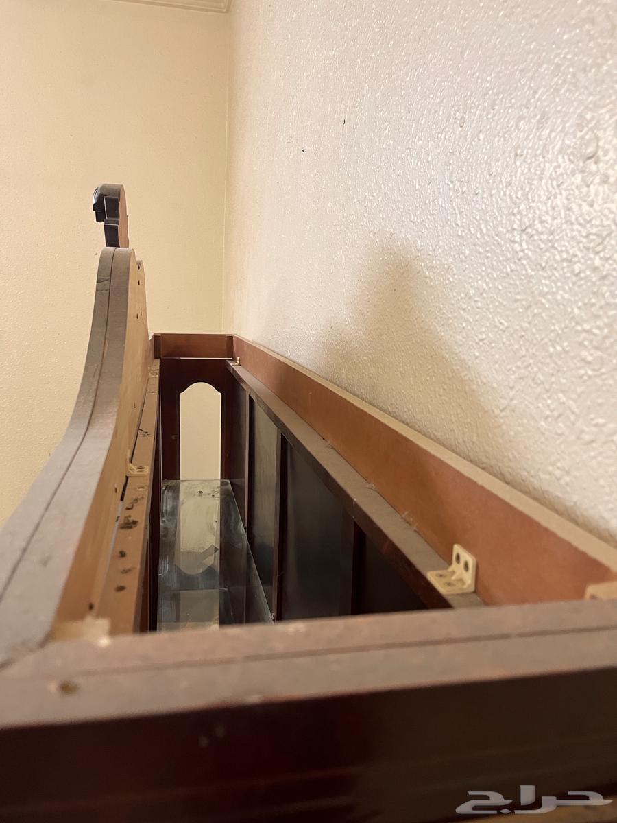 دولاب تخزين الصحون والكاسات ( نيش) مصنوع من الخشب64595501886467111