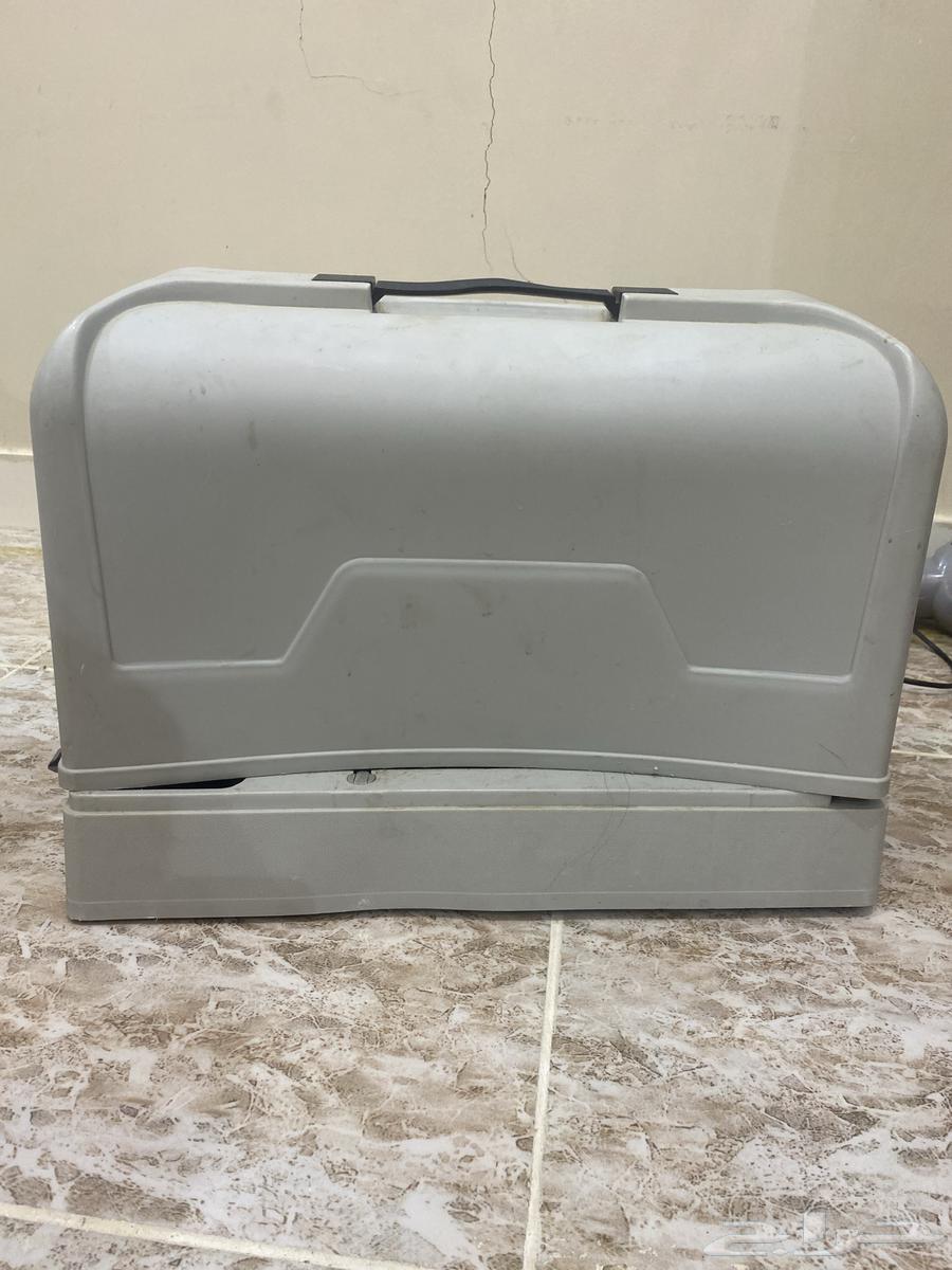 مكينة خياطه شبه جديده64592432645633114