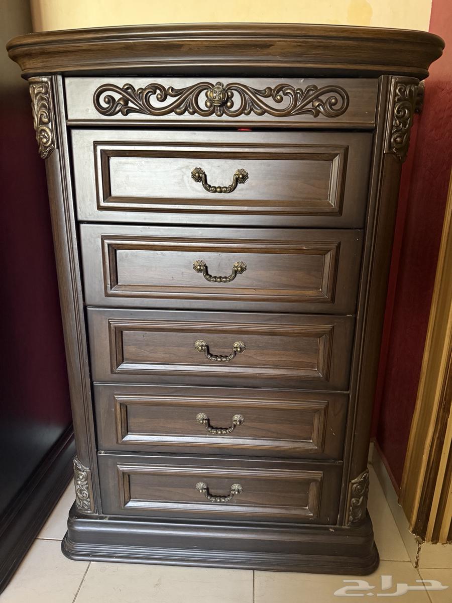 غرفة نوم من اثاث العمرو للبيع64590262838145111