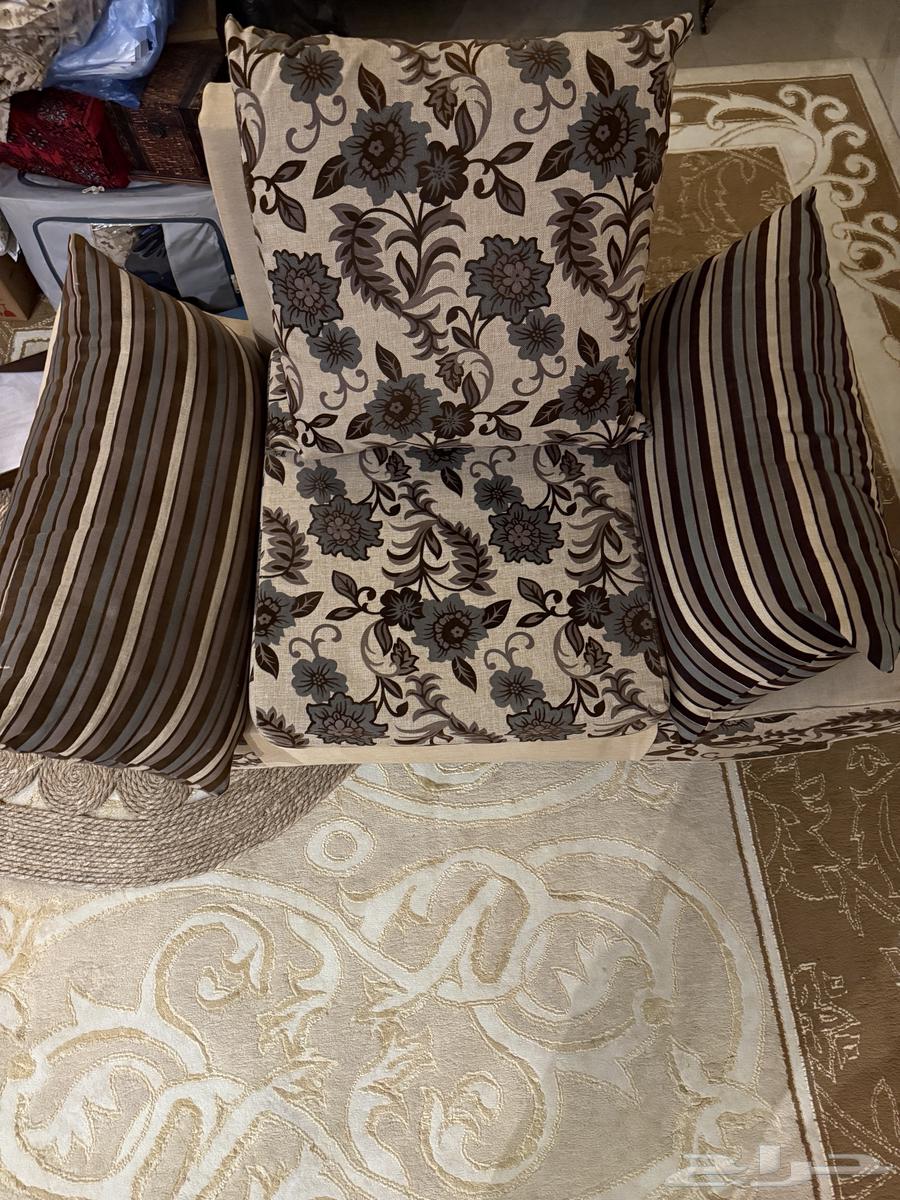 كنبه بحاله ممتازه للبيع64596240947459112