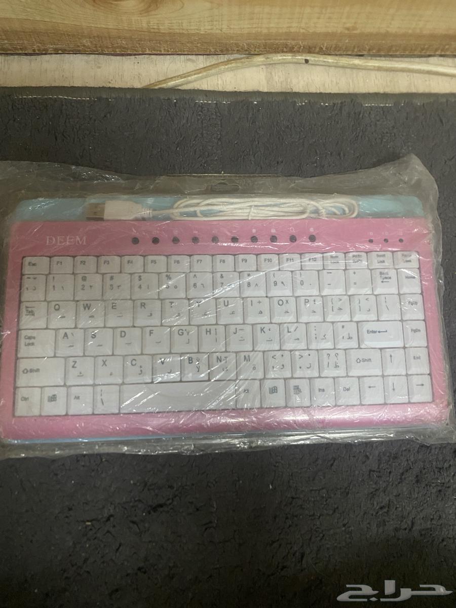 كيبورد عربي أنجليزي بألوان مختلفة وكمية كبيرة لا تشكو من شيء64595354200322112