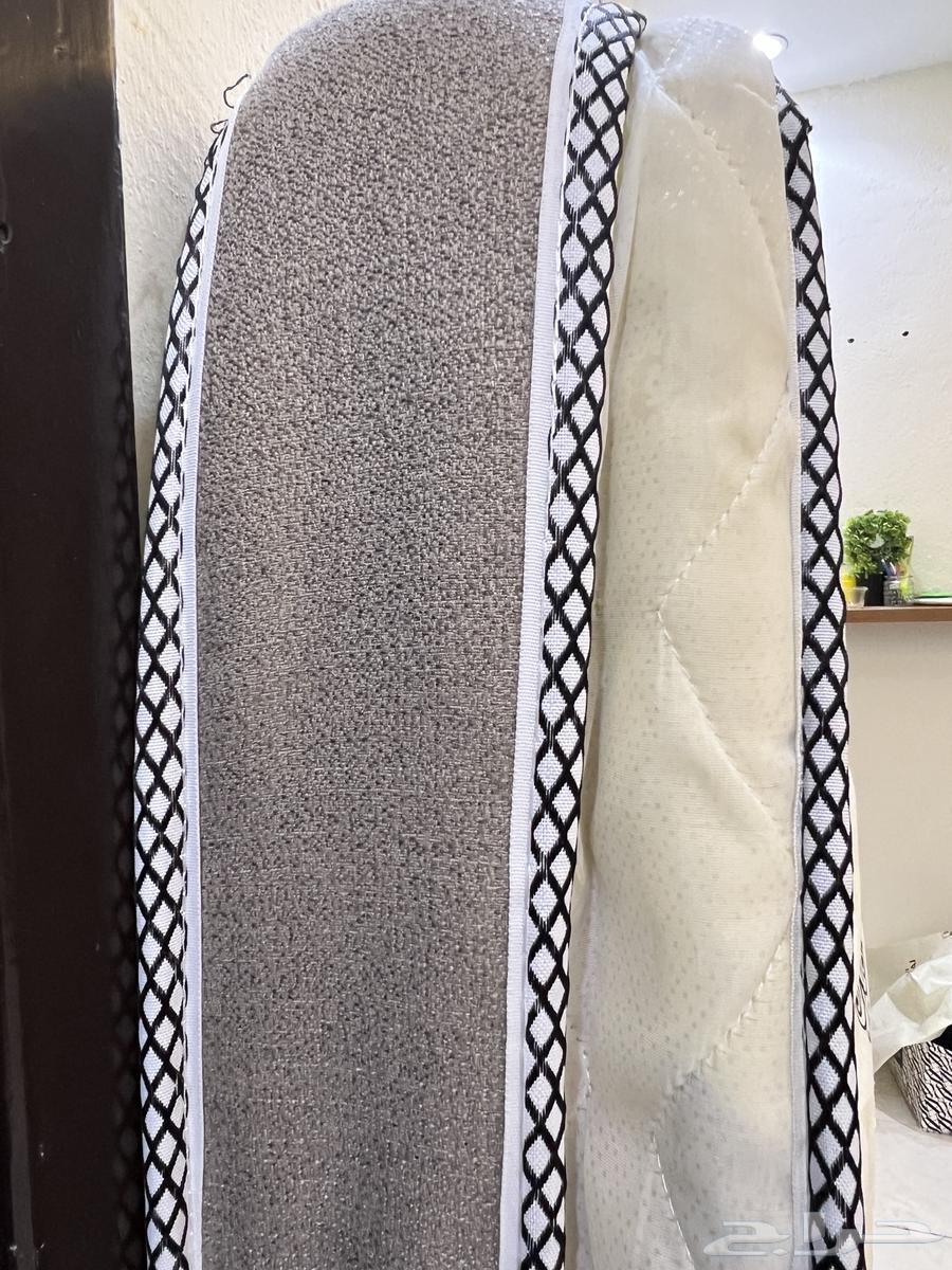 مرتبة كينج نفرين  17 180  200 شبه جديدة استخدام نظيف64592987076737111