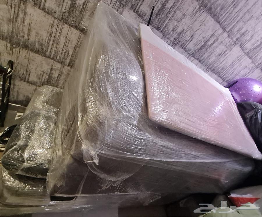 غرفة نوم كاملة مستخدمة شهر بحالة جديدة و غرفة معيشة حرف L64589005559554112