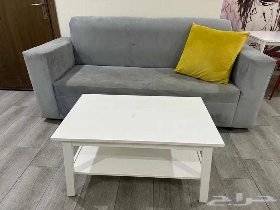 Selling IKEA tables and clean sofas64596353409921111