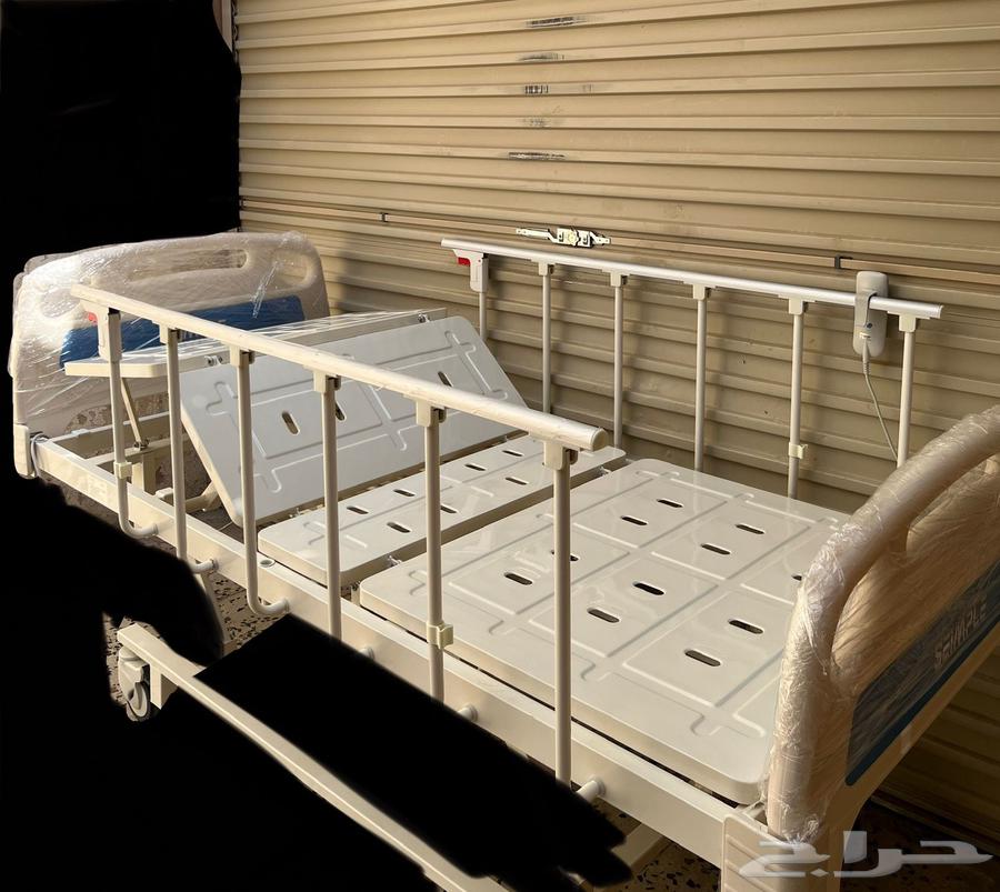 للبيع سرير طبي مع مرتبه طبيه64596477276803112