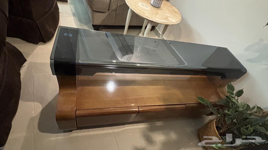 طاولة تلفزيون او سوني للبيع64501921628674110