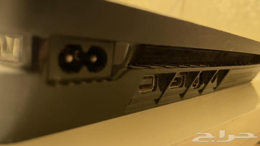 سوني 4 مستعمل مايشكي من شي شغال يوجد كنترول يحتاج تصليح64596452632323112