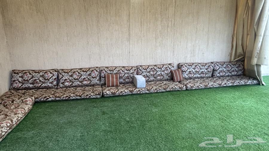 Floor sessions for 60064593239933187110