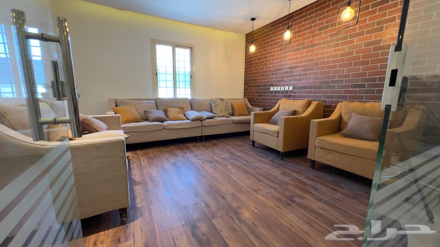 اغراض مكتب - طاولات وكراسي64592213753218112