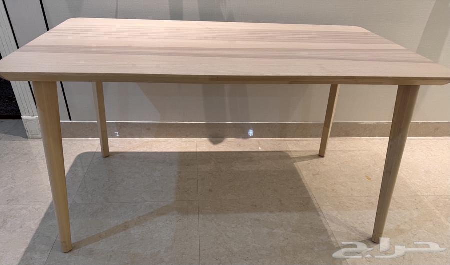 طاولة اكل من ايكيا خشب بدون كراسي جديدة ونظيفة64589266138626110